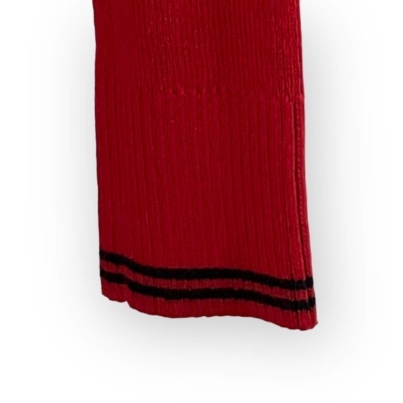 Abercrombie Cardigan Sweater Red V Neck Logo Patch Preppy Knit Small - Picture 8 of 11